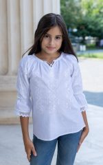 Ie fete - model brodat Cătălina - imagine 4