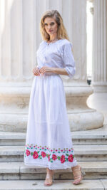 Fustă de damă Adelaida cu trandafiri roșii - motiv tradițional