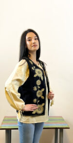 Vesta de femei cu motive tradiționale  Ancuța - imagine 2