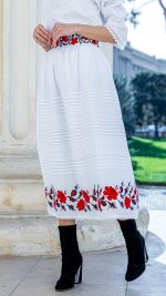 Fustă de damă Anemona broderie roșie cu motive tradiționale - imagine 4