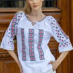 Ia Natașa broderie roșie cu negru