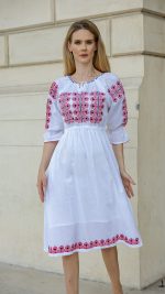 Rochie tradițională motiv creastă roșie - imagine 3