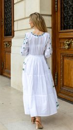 Rochie cu motive tradiționale trandafir maritim - imagine 2