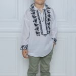 Ie de băieți cu broderie neagră Dorin