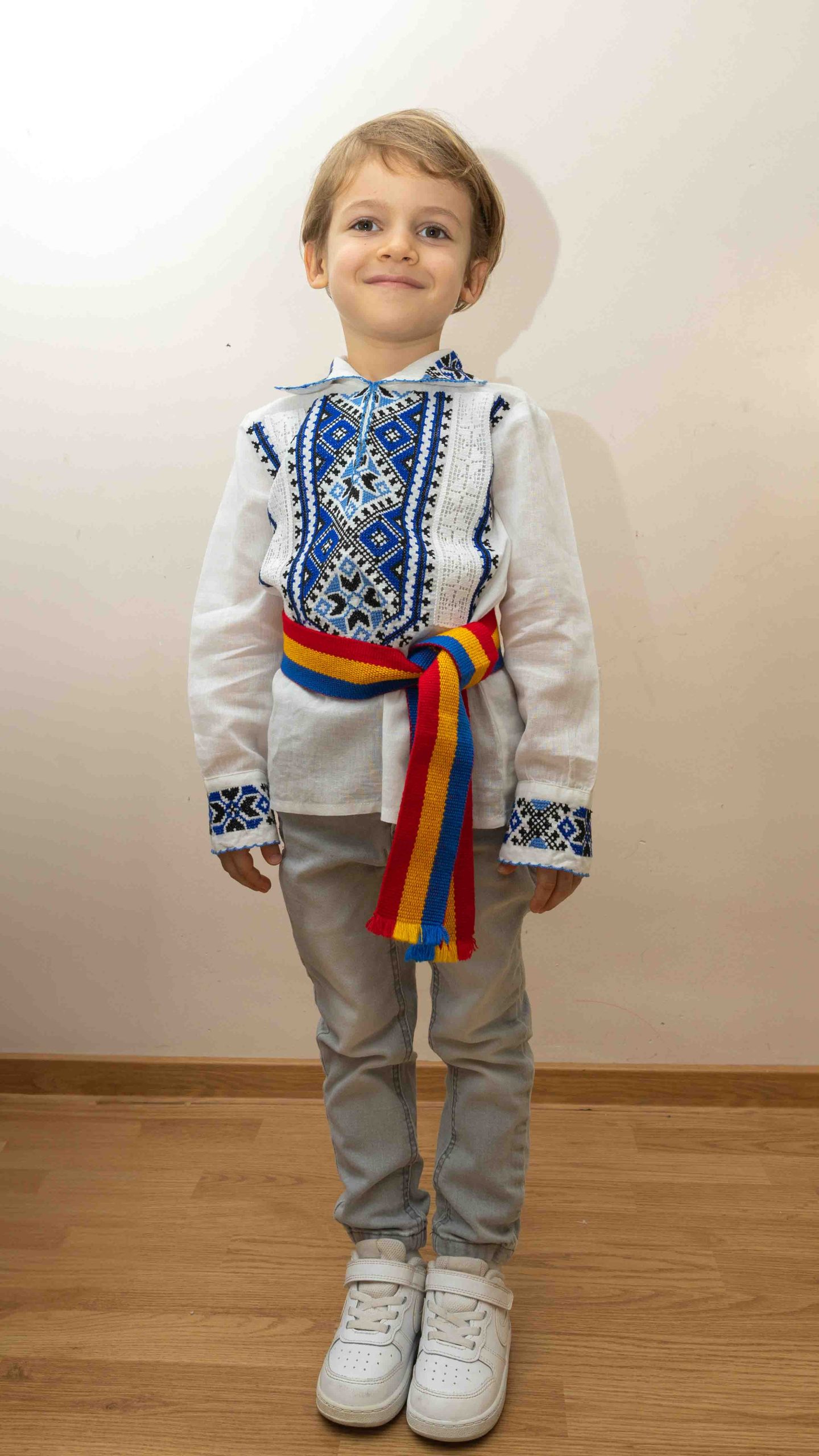 brau tricolor copil3 Brâu tricolor tradițional țesut pentru copii - imagine 1