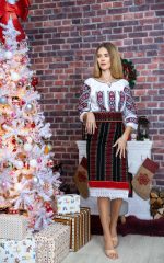 Catrință pentru fete cu broderie roșie - imagine 3