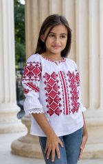 Ie albă pentru fete cu broderie tradițională roșie Adela