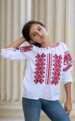 Ie românească pentru fete 0–16 ani cu broderie geometrică roșie