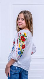 Ie tradițională brodată - Model Viviana - imagine 7