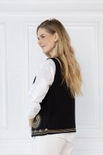 Vestă in culoarea neagra cu motive traditionale brodate aurii