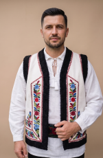 Vestă Dumitru albă cu broderie tradițională - imagine 2